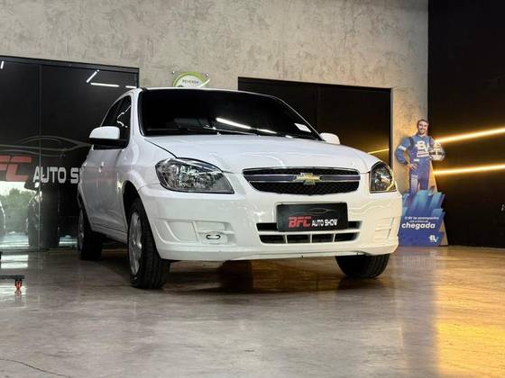 CHEVROLET CELTA 1.0 MPFI LT 8V FLEX 4P MANUAL CHEVROLET CELTA 1.0 MPFI LT 8V FLEX 4P MANUAL